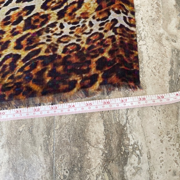 BARNEYS NY ANIMAL PRINT SCARF SHAWL WRAP - Picture 7 of 8